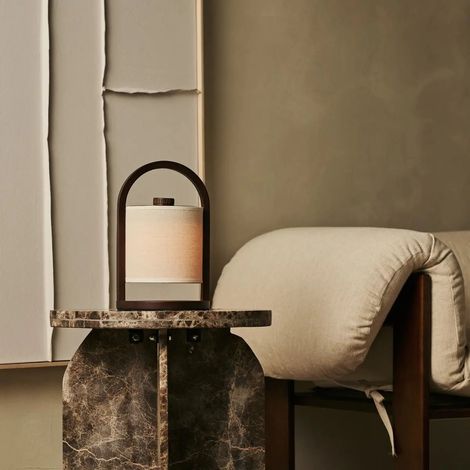 Lampe de Table Rechargeable Sans Fil en Bois d'Hévéa et Lin Marron Foncé IP44 Ø 18 x 27 cm - PANGIVO (1/5)