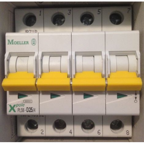 Disj. PLS 4X25A 6kA (EN 60898) cbe D 000243112 EATON PLS6-D25/4-MW