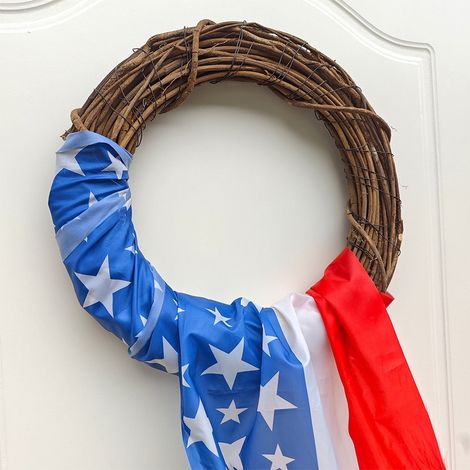 Guirlande En Forme De Coeur - Bois Naturel - Décoration Patriotique Rouge Blanc Bleu Pour Porte D'Entrée - Intérieur Extérieur - 1 Pièce (1/5)