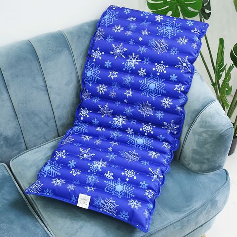 Tapis rafraîchissant en gel pour lit - Motif flocon de neige bleu et blanc - Auto-rafraîchissant sans eau ni électricité (1/2)