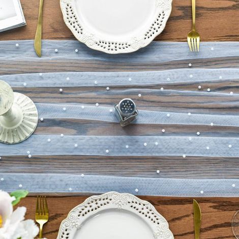 Tovaglia azzurra con perle bianche - Tessuto a rete morbido e setoso, 76x305 cm - Ideale per matrimoni, feste e decorazioni per la tavola. (1/4)