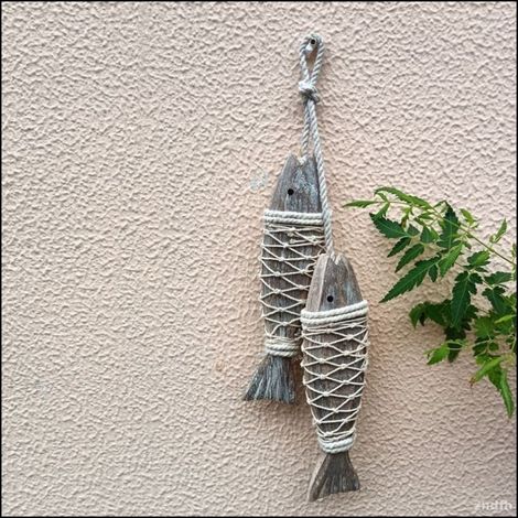 Pendentif bois artisanal – Деревянный кулон – Design naturel – Collier original
