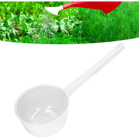 1506-1 Louche agricole en plastique avec manche allongé, adaptée à l'arrosage des légumes, grand diamètre, usage en cuisine, louche blanche en plastique à long manche. (1/5)