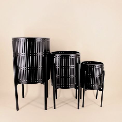 Set de 3 cache-pots en métal structuré noir