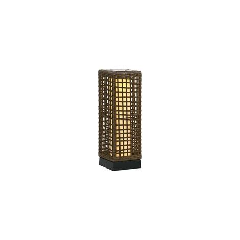 Solarbetriebene Stehleuchte für den Außenbereich aus Kunstharz, wiederaufladbare, kabellose Stehleuchte mit Lichtsensor, 15,5 x 15,5 x 46 cm