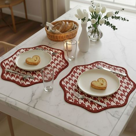 Set de 2 Manteles Suizos, Borde Ondulado, Estilo Pied de Poule, Lavable, Made in Italy, 40x40 cm Rojo (1/5)