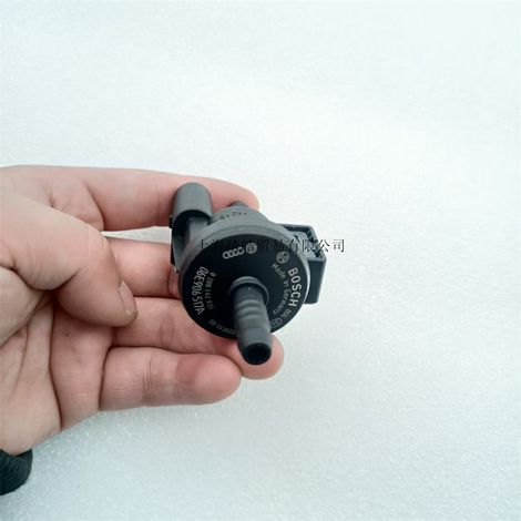 06E906517A 0280142431 is suitable for Audi A6LA7 carbon canister solenoid valve and vacuum carbon canister control valve. (1/4)
