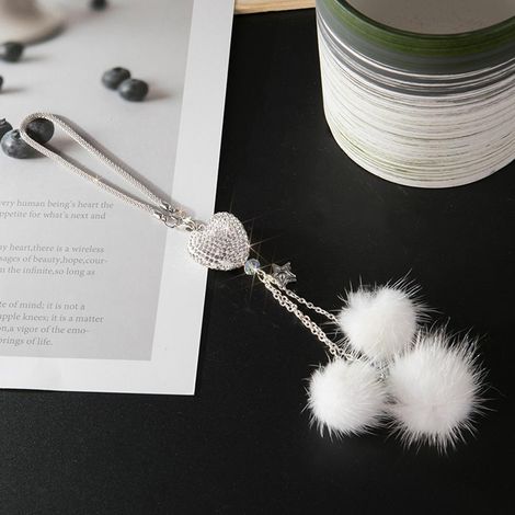 Cœur Strass Rose et Boule Peluche Rose pour Rétroviseur de Voiture, Accessoire Auto Cristal, Décor Miroir avec Strass, Cœur Lumineux pour Intérieur Véhicule (1/3)