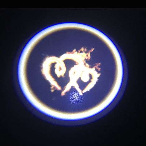 (Deux Cœurs) Projecteur laser LED universel pour portières de voiture, logo de bienvenue, éclairage d'ambiance sans fil, accessoires de voiture, kit d'éclairage de courtoisie pour véhicules. (1/4)