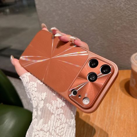 Coque magnétique MagSafe pour iPhone 13 (marron), avec grande fenêtre colorée et protection antichoc à l'arrière. (1/2)