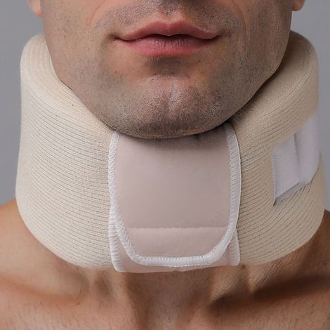 Collier Cervical Respirant Confortable, Support Cou Peau, pour Bureau et Maison (1/5)