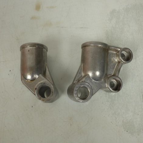 [PRODUIT D'OCCASION] Chapes de fourche Showa pour scooter Piaggio 50 Typhoon Occasion (1/2)