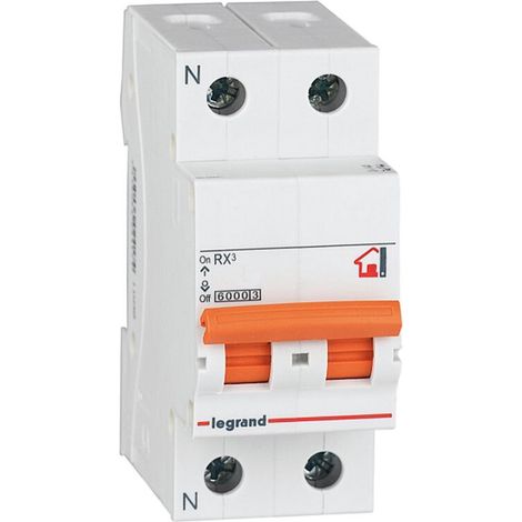 Interruptor Magnetotérmico Legrand  1p+n 25amp 6ka 230vac 419928