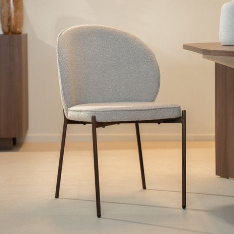 Esszimmerstuhl Bouclé-Sandfarbe Jiro – Rahmen in Walnussoptik – (1/5)
