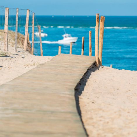 Tableau sur toile chemin de plage en bois 30x30 cm - Impression sur Toile Murale Décorative - Image imprimée en HD sur Toile - Toile sur Châssis en Bois FSC - Fabriqué en France
