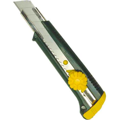 CUTTER PLASTICO H. 18mm TRABA A RUEDA C118 MOTA (1/2)