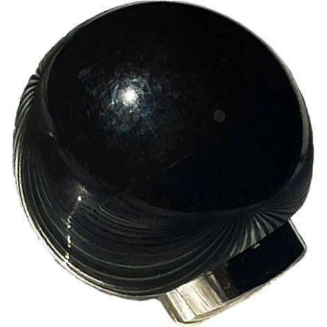 Crochet magnétique en silicone anti-rayures pour réfrigérateur et panneaux perforés - Noir (1/5)