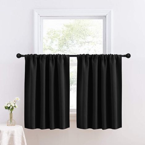 Tende a due pannelli, ideali per piccoli spazi, tende oscuranti corte o mezze tende per mantenere la privacy. Adatte a cucine, spogliatoi, cantine o camper. Nere. Dimensioni: 76 x 92 cm.