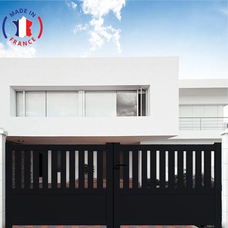 Portail aluminium coulissant semi-ajouré en kit dimensions L.3000 (entre piliers) X H.1300 mm Couleurs Noir (RAL 9005)