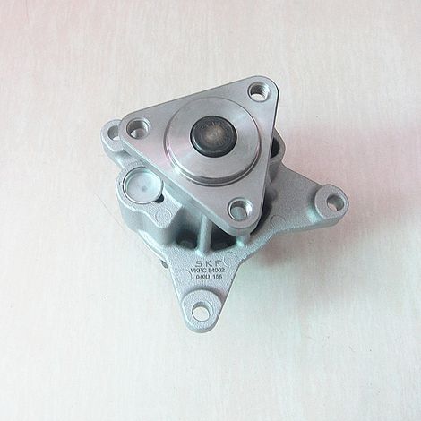 Autozubehör Motorkühlsystem LF01-15-100 SKF Wasserpumpe Kompatibel mit Focus Mondeo Mazda 3 CX7 Miata Mazda 6 2.0 2.3 Trubite
