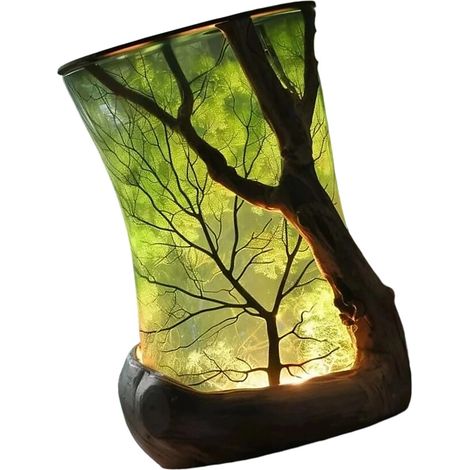 Lampada da tavolo in resina con un incantevole tema forestale,
