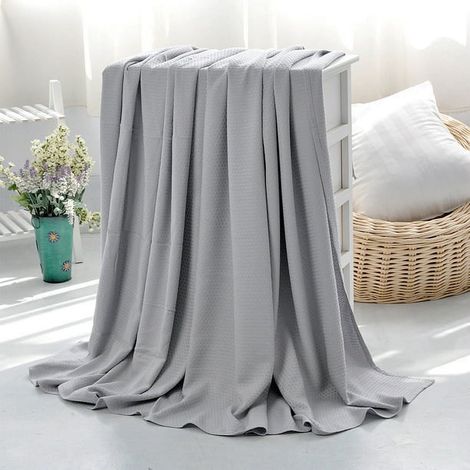 Couverture Rafraîchissante - Polyesther Respirant - 100 x 120 cm - Pour Dormeurs Chauds et Nuits Transpirantes - Usage Toutes Saisons - 1 Pièce (1/5)