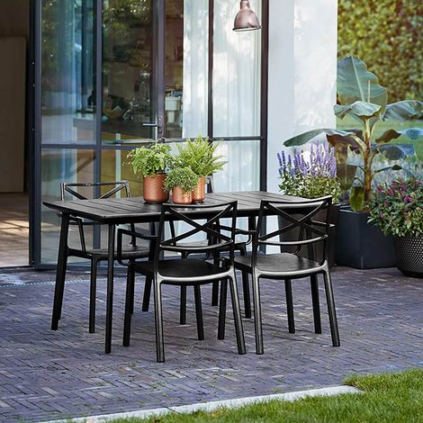 Tavolo cm.146x87 con 6 Poltrone in Resina colore Bronzo (1/5)