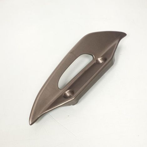 [PRODUIT D'OCCASION] Poignée passager origine pour scooter Suzuki 200 Burgman 2014 à (1/3)