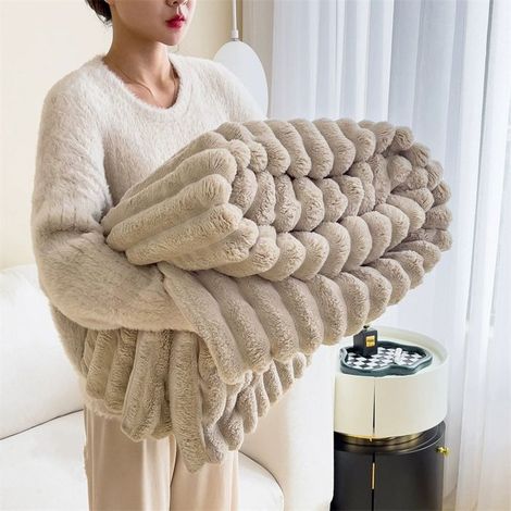 Couverture Moelleuse en Polaire, 150 x 200cm Couverture Douce et Chaude en Cordon Grossier pour lit et canapé ,Kaki (1/5)