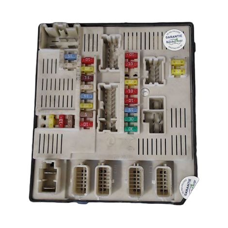 Boite A Fusibles RENAULT Megane III 2008- [PRODUIT D'OCCASION]♻️usmbd95l2