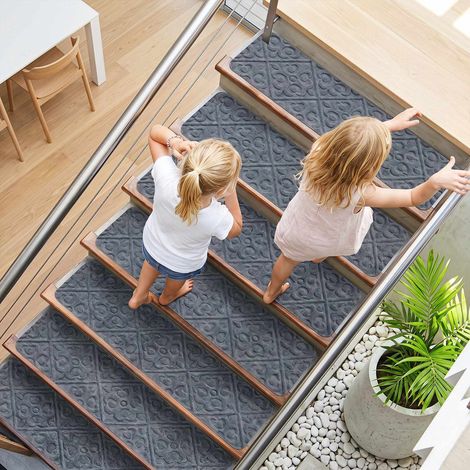 Non-Slip Light Grey Stair Treads, 15 Pack, 76x20 cm (1/5)