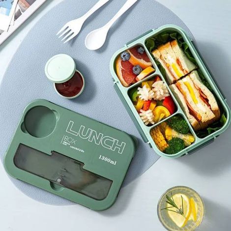 Set. Farbe: Grün. Material: PP. Luftdichte Lunchbox mit 4 Fächern die Fächer verhindern das Vermischen der Aromen.
