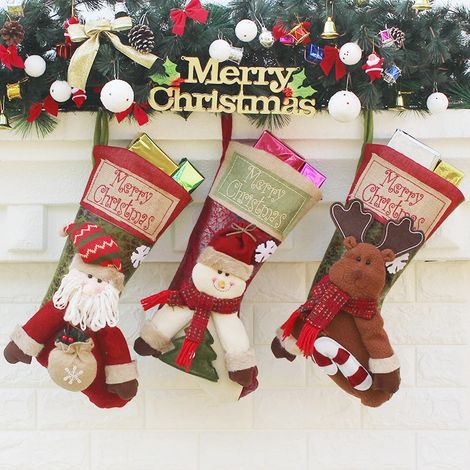 Lot de 3 chaussettes de Noël classiques grand format, avec Père Noël, bonhomme de neige et renne, pour décorer les fêtes de Noël en famille. (1/4)