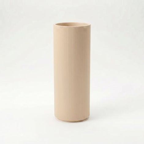 Vaso decorativo cilindrico beige per fiori, dalla forma classica ed elegante. (1/3)