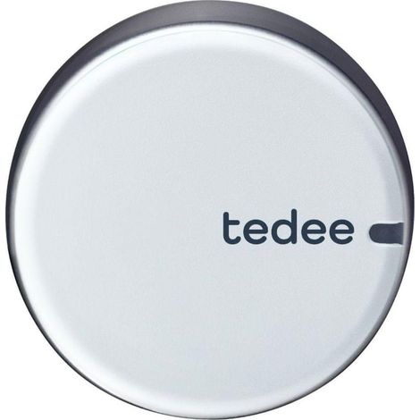 Tedee PRO cerradura inteligente acabado plateado diseño moderno