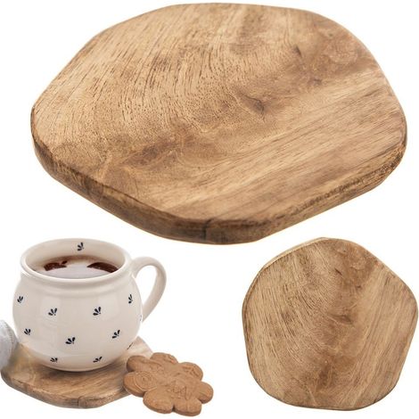 Untersetzer aus Holz zum Schutz von Tassen und Gläsern auf dem Küchentisch (1/5)