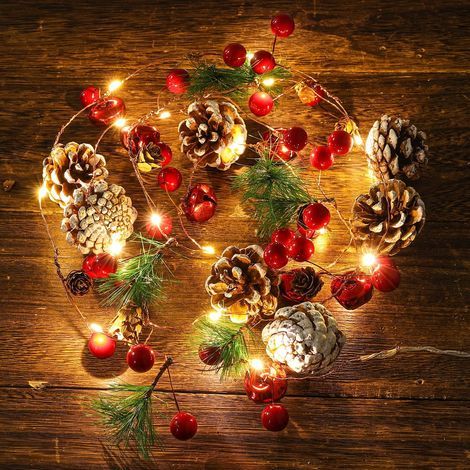 Guirlande de Noël Lumineuse à Piles, 2m 20 Led Pomme Pin Baies Rouges Christmas Lights pour Cheminée Manteau Table (1/4)