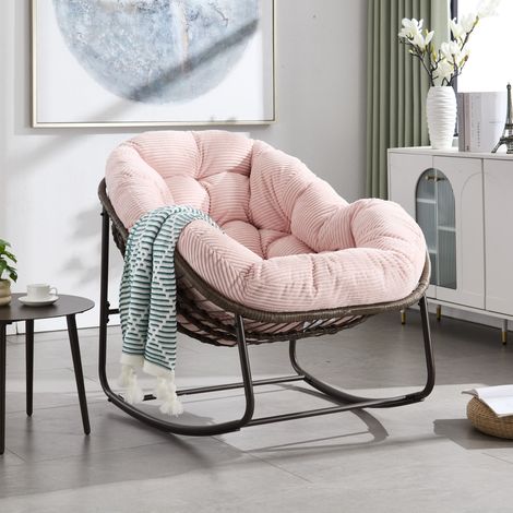 Poltrona sospesa in rattan intrecciato a mano con cuscino imbottito, rosa DESVIAE (1/5)
