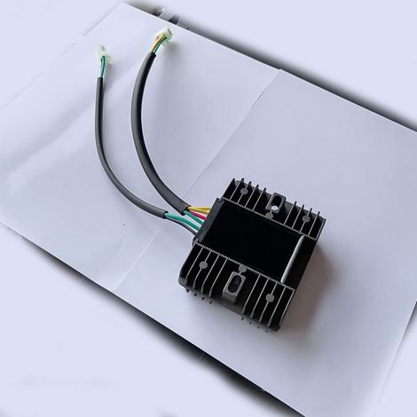Motorcycle regulator – Full-wave voltage regulator for water-cooled engines in three-wheeled vehicles (1/4)