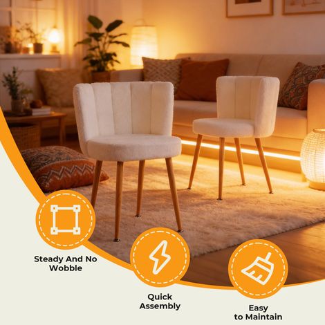 Lot de 2 chaises modernes blanches pour salle à manger, piètement métallique effet bois, assise et dossier rembourrés à poil court, confortables, idéales salon, café, design épuré (1/4)
