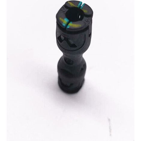 6433C4 est un raccord de tuyau de lave-phares pour Citroën C5, Peugeot 308, 408 et 508. Il s'agit d'un raccord en plastique utilisé pour connecter la conduite de liquide lave-phares. (1/4)
