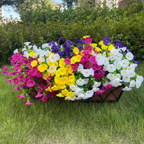 16 flores artificiales de campanilla en colores primaverales y veraniegos para decoración de exteriores. (1/5)