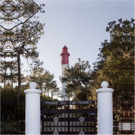 Tableau sur toile phare Cap Ferret 45x45 cm - Impression sur Toile Murale Décorative - Image imprimée en HD sur Toile - Toile sur Châssis en Bois FSC - Fabriqué en France (1/4)