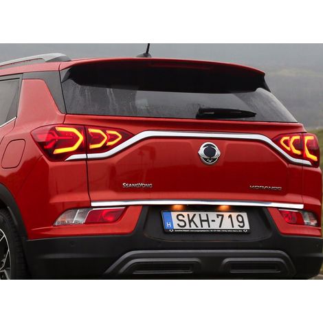 Embellecedor cromado para el portón trasero del Ssangyong Korando II 2019+ (1/5)