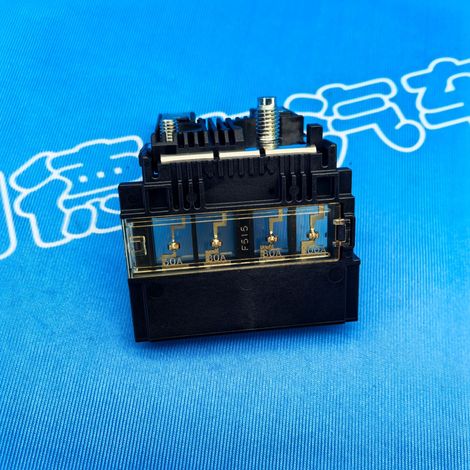 24380-89914 is a positive fuse for Nissan Xterra Pathfinder Frontier batteries. (1/4)