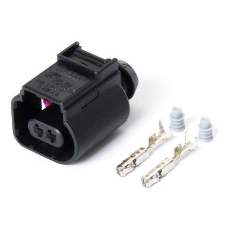 DJ7022B-1.5-21/11 is compatible with Audi Magotan, Bora, Lavida, and Tiguan headlight plugs 8K0973702 (1/4)