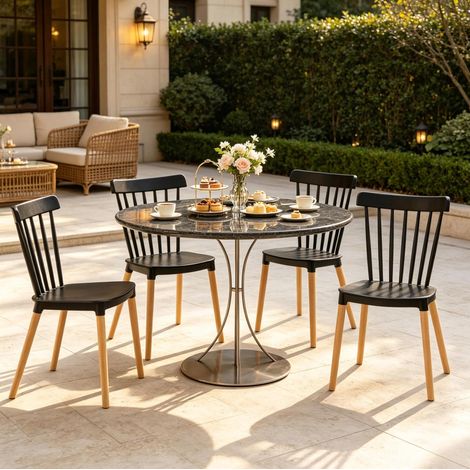 Set da 4 sedie da pranzo nere con gambe in legno chiaro, seduta in polipropilene e schienale scanalato, stile scandinavo per cucina e soggiorno FLORAGRACE (1/5)