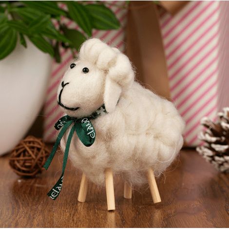 Mouton en laine feutrée décoratif, statuette de mouton irlandais en feutrine, ornement de mouton debout, cadeau d'anniversaire, agneau kaki, figurine en laine feutrée (1/4)