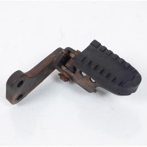 [PRODUIT D'OCCASION] Platine de repose pied pilote droit origine pour moto Yamaha 660 (1/2)