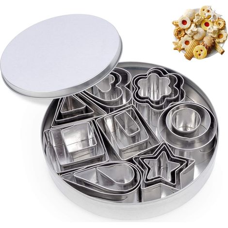 24 x Stainless Steel Cookie Cutters with 8 Moulds, Geometric Biscuits, Pastry Biscuit Cutters, for DIY Cake Decorations, Sugar Cakes and Cookies (1/5)